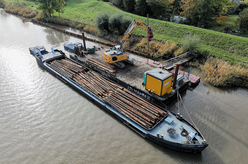 HAHN-Shipping-GmbH_Geraetevermietung-Schifffahrt-Hamburg-Stralsund-Bremen-Cuxhaven-Hafen-Binnenschifffahrt